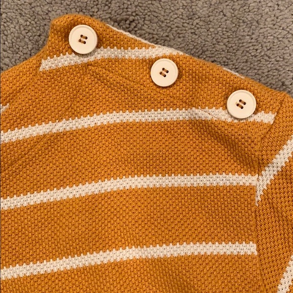 🛍 Women’s United Colors of Benetton Top - Picture 4 of 4